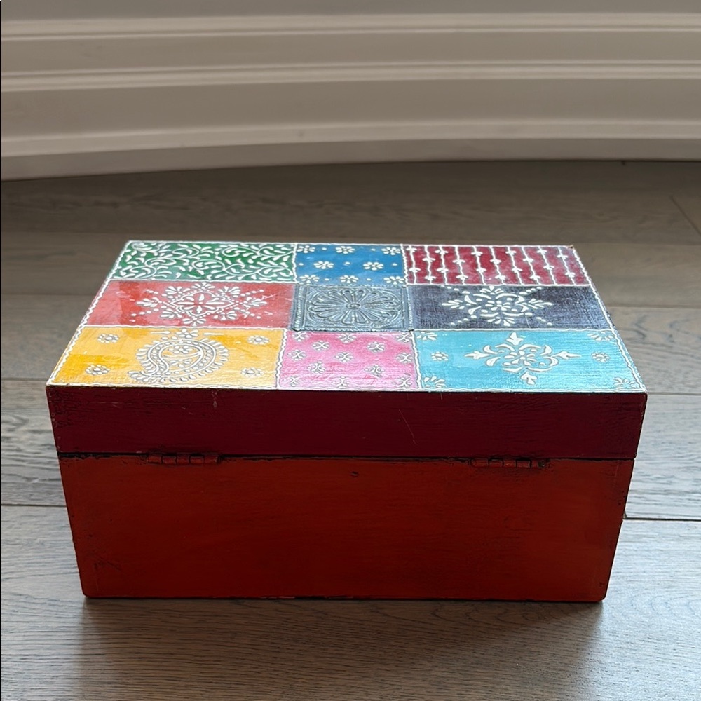 Colorful Decorative Box - Picture 5 of 7